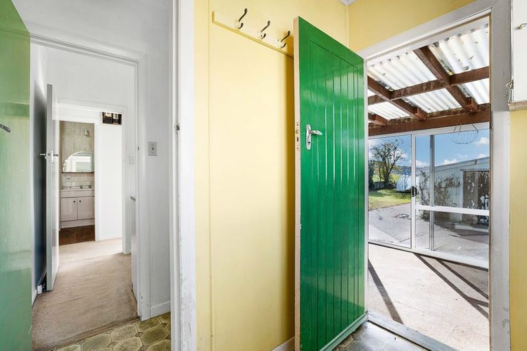 Photo of property in 17 Willow Street, Takaka, 7110