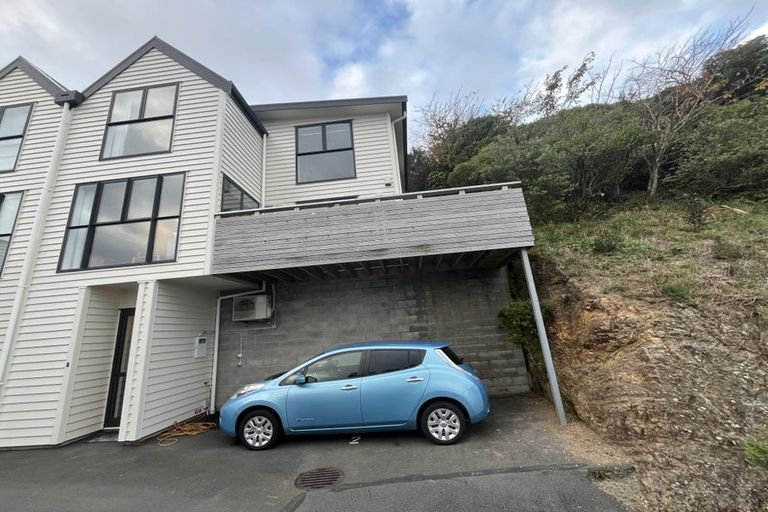 Photo of property in 2/69 Sheridan Terrace, Johnsonville, Wellington, 6037