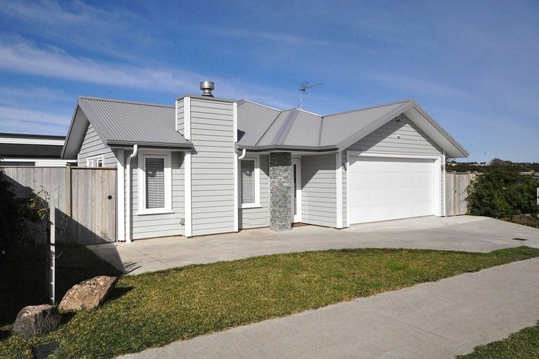 Photo of property in 254 Victoria Street West, Pukekohe, 2120