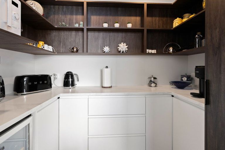 Photo of property in 13 Awatea Drive, Whitianga, 3510