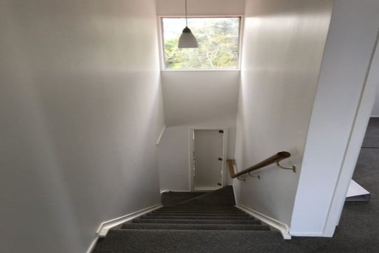 Photo of property in 8/177 Onewa Road, Birkenhead, Auckland, 0626