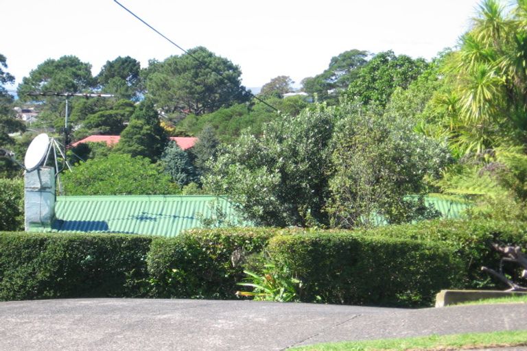 Photo of property in 124 Arran Road, Browns Bay, Auckland, 0630