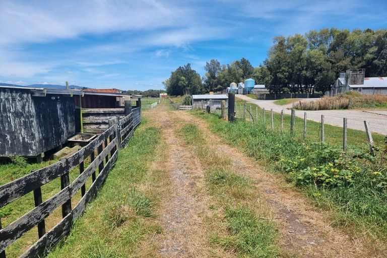 Photo of property in 71 Hokio Sand Road, Hokio Beach, Levin, 5571