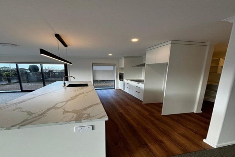 Photo of property in 12 Wilton Street, Westown, New Plymouth, 4310