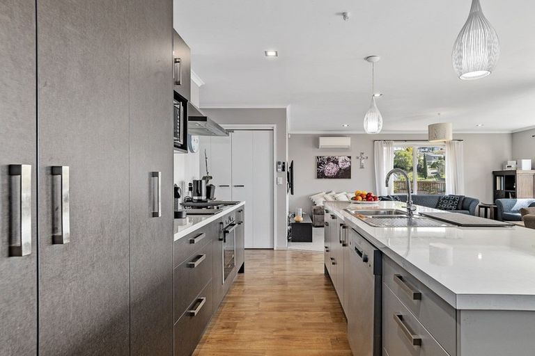 Photo of property in 13 Poike Road, Hairini, Tauranga, 3112