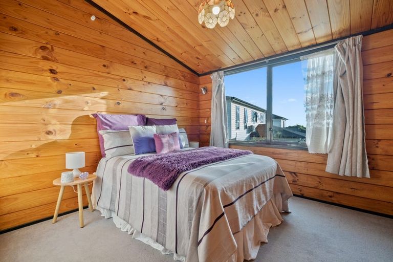 Photo of property in 25 Derrimore Heights, Clover Park, Auckland, 2019