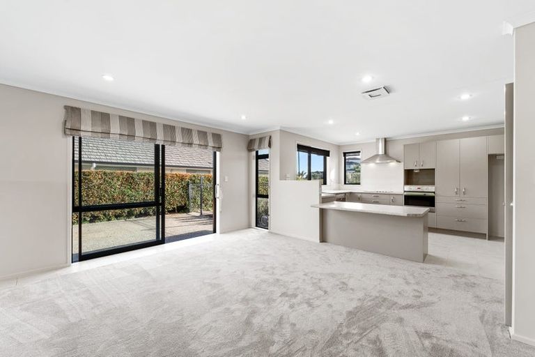 Photo of property in 9 Grapnel Street, Silverdale, 0932