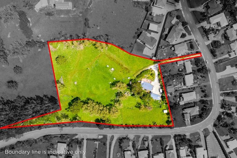 Photo of property in 9 Bickerstaffe Road, Maungaturoto, 0520