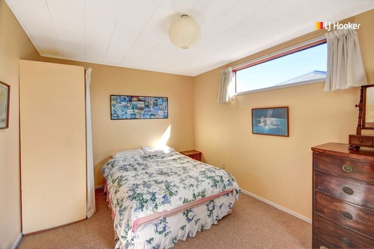 Photo of property in 8 Dickson Street, Macandrew Bay, Dunedin, 9014