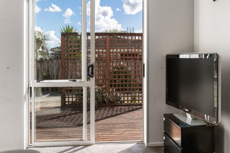 Photo of property in 11b Albert Street, Pukekohe, 2120