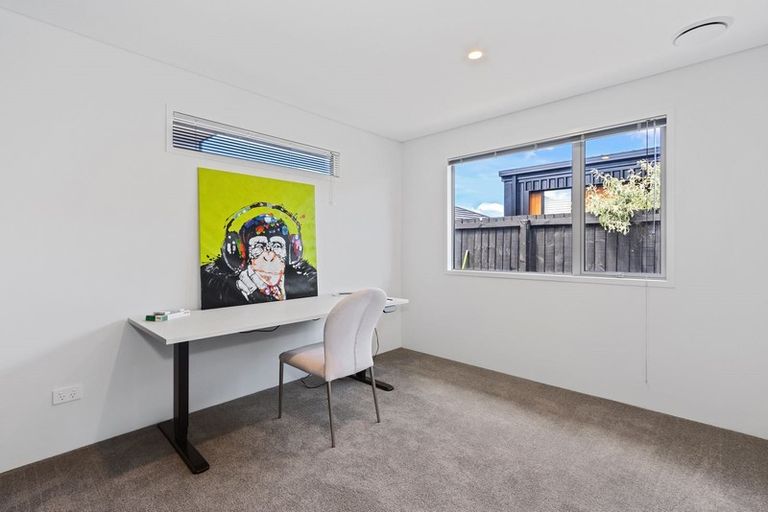 Photo of property in 33 Prestons Park Drive, Marshland, Christchurch, 8083