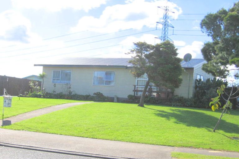 Photo of property in 6 Maytime Street, Clover Park, Auckland, 2023