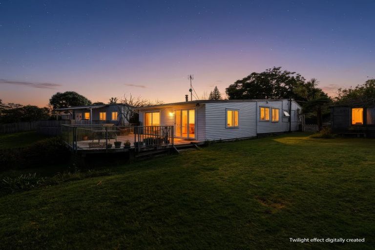 Photo of property in 7 Cliff Lane, Glenbrook, Waiuku, 2681