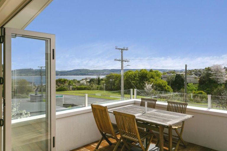 Photo of property in 35 Shepherd Road, Waipahihi, Taupo, 3330