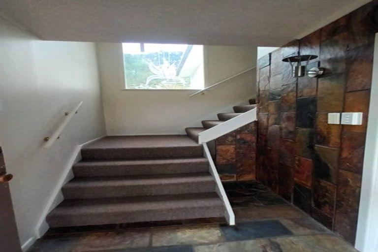 Photo of property in 23 Glamorgan Drive, Torbay, Auckland, 0630