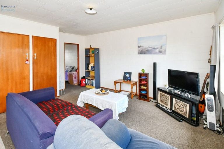 Photo of property in 7/4 Ashby Place, Pukekohe, 2120