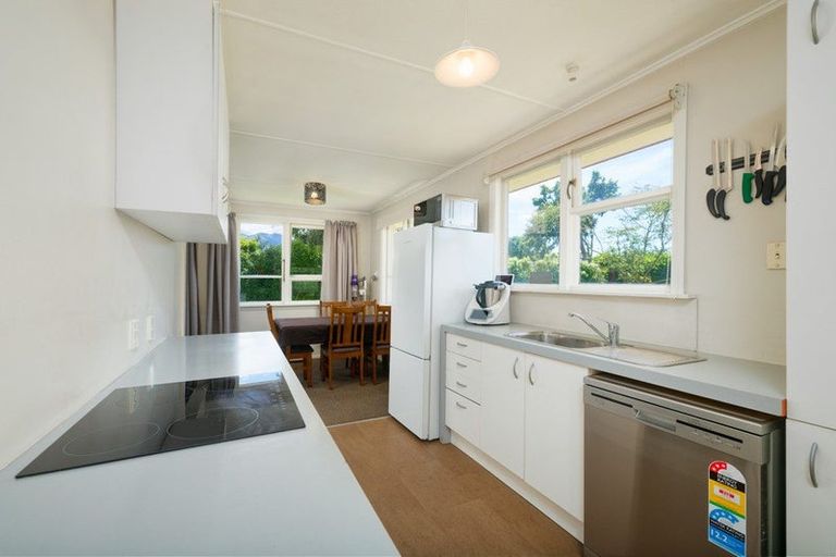 Photo of property in 180a Beach Road, Kaikoura, 7300