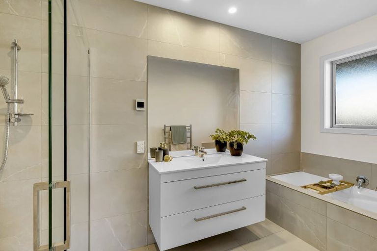 Photo of property in 3 Christow Court, Paraparaumu, 5032