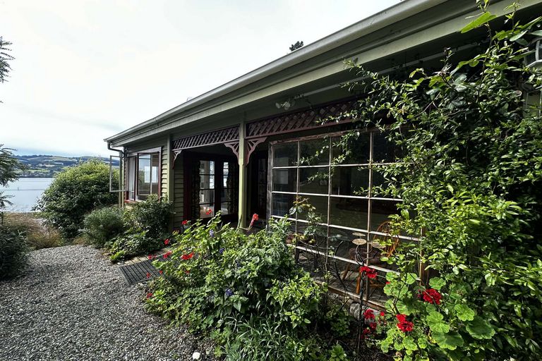 Photo of property in 1b Burkes Drive, Saint Leonards, Dunedin, 9022