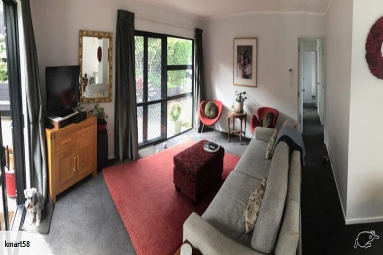 Photo of property in 2/15 Greenhill Crescent, Pakuranga, Auckland, 2010