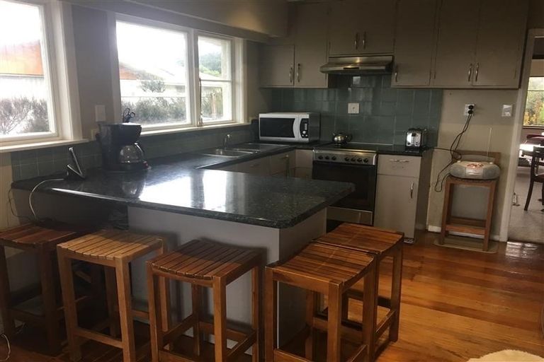 Photo of property in 45 Pekanga Road, Normandale, Lower Hutt, 5010
