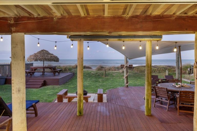 Photo of property in 65 Pukehina Parade, Pukehina, Te Puke, 3189