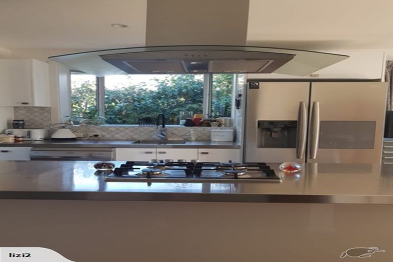 Photo of property in 2/57a Beachville Road, Redcliffs, Christchurch, 8081