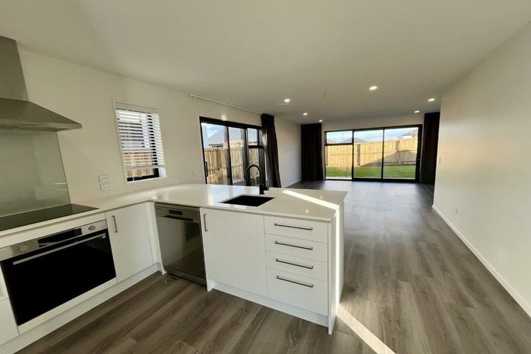 Photo of property in 15a Korimako Crescent, Rolleston, 7678