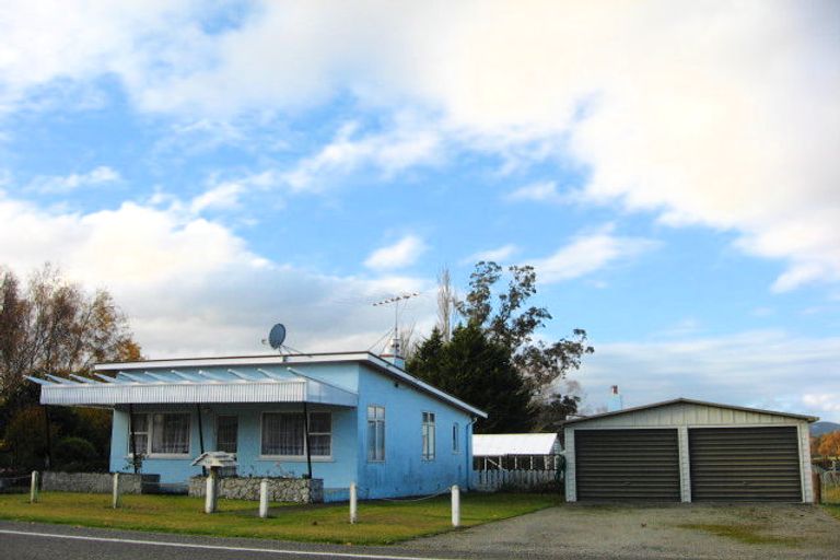 Photo of property in 126 Dunback Road, Palmerston, 9430