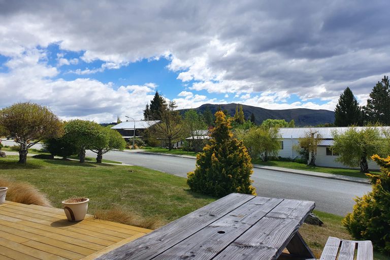 Photo of property in 5 Esther Hope Street, Lake Tekapo, 7999