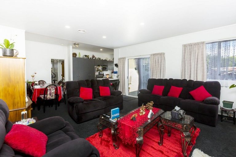 Photo of property in 5 Hayward Terrace, Waiwhetu, Lower Hutt, 5010