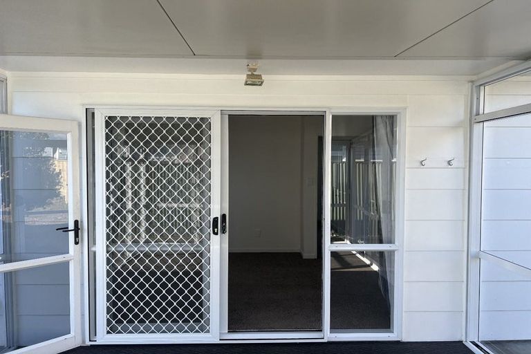 Photo of property in 144 Bartholomew Road, Levin, 5510