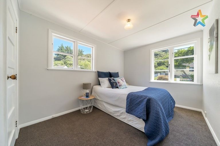 Photo of property in 92 Judd Crescent, Naenae, Lower Hutt, 5011