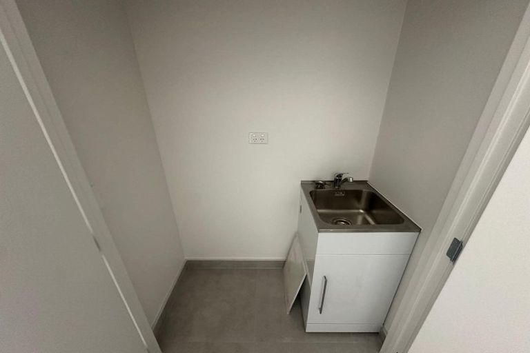 Photo of property in 55a Edmonton Road, Henderson, Auckland, 0612