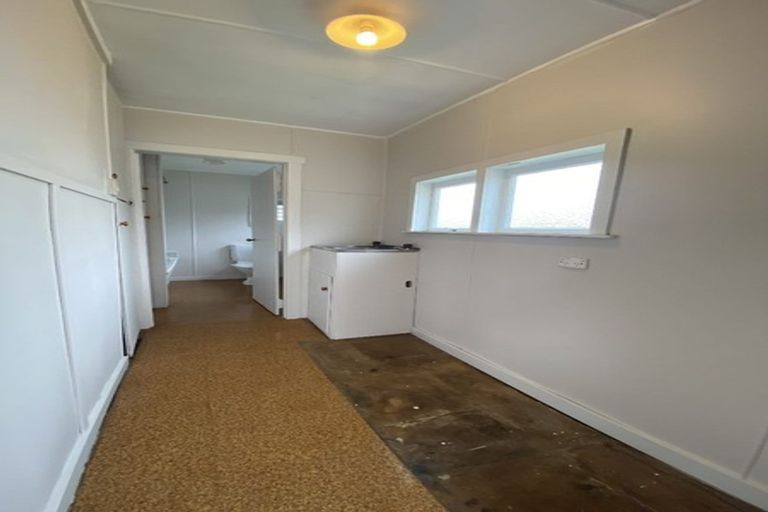 Photo of property in 1/27 Railway Street West, Papakura, 2110
