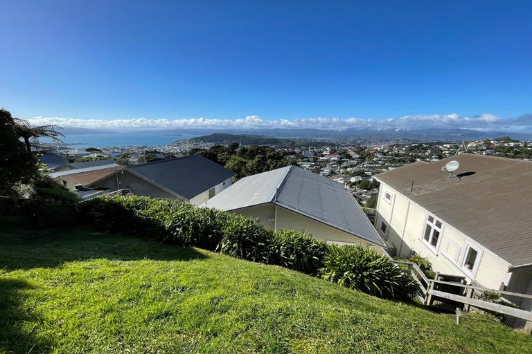 Photo of property in 76 Mitchell Street, Brooklyn, Wellington, 6021