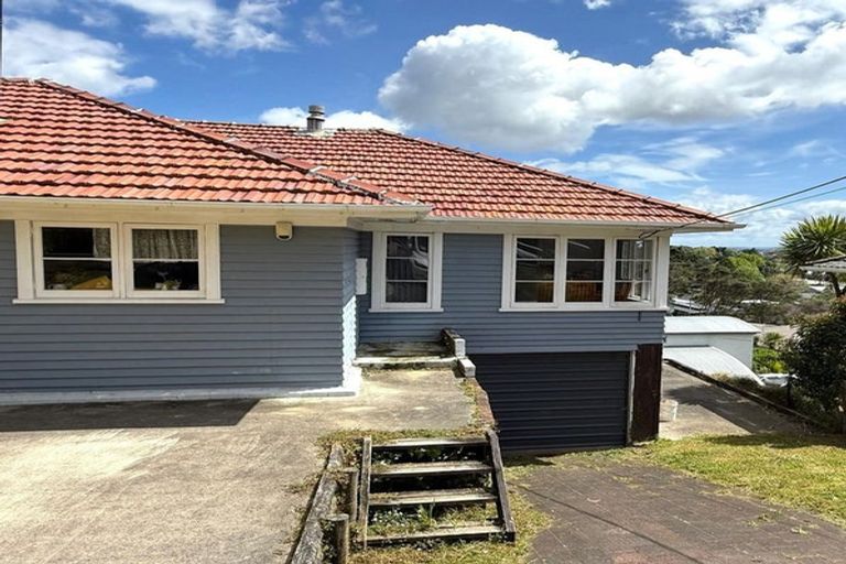 Photo of property in 205 Titirangi Road, Titirangi, Auckland, 0604
