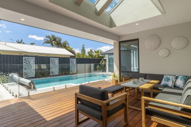 Photo of property in 15 Avocado Lane, Bethlehem, Tauranga, 3110