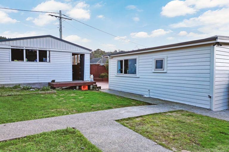 Photo of property in 1 Marshall Street, Bradford, Dunedin, 9011