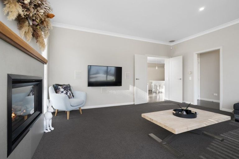 Photo of property in 1 Landing Drive, Pyes Pa, Tauranga, 3112