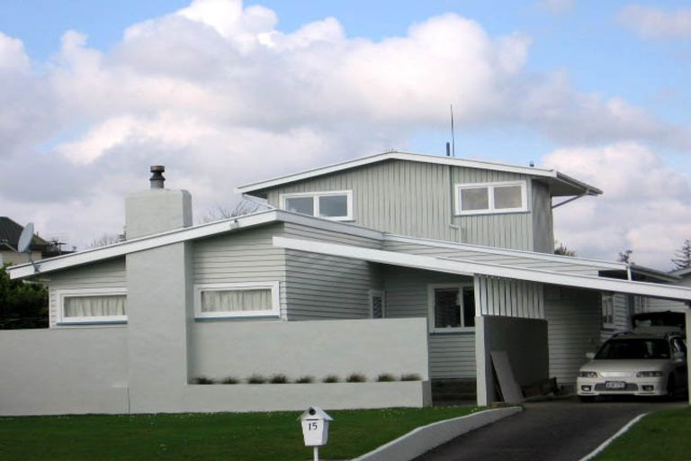 Photo of property in 15 Burfield Place, Awapuni, Palmerston North, 4412