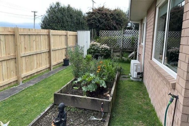 Photo of property in 1 Yatton Street, Greerton, Tauranga, 3112