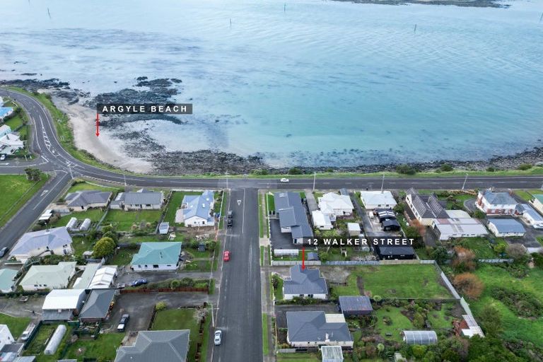 Photo of property in 12 Walker Street, Bluff, 9814