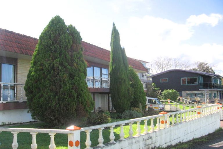 Photo of property in 186 Beach Road, Onerahi, Whangarei, 0110