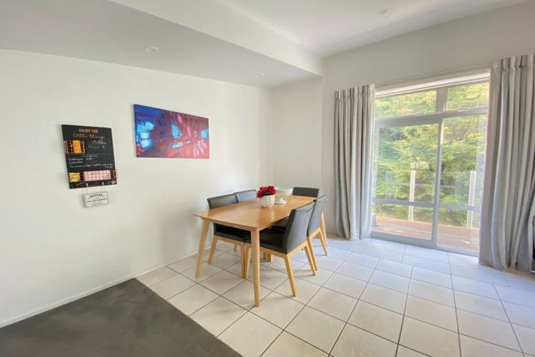 Photo of property in Greenstone Terraces, 2/716 Frankton Road, Queenstown, 9300