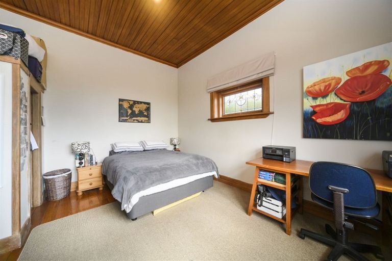 Photo of property in 16 Waldegrave Street, Palmerston North, 4410