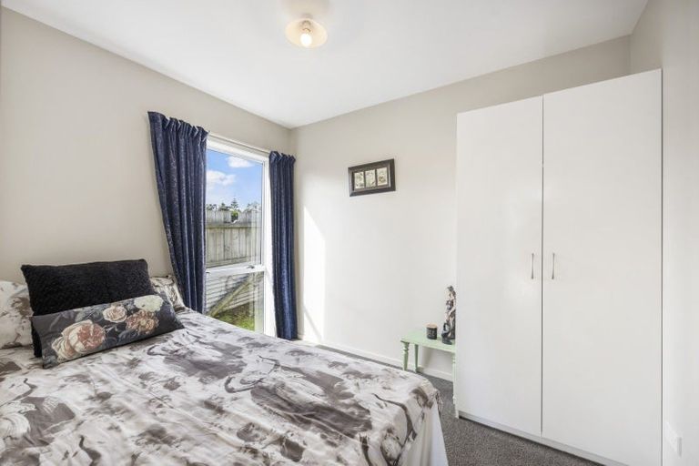 Photo of property in 11 Second Avenue, Glenbrook, Waiuku, 2681