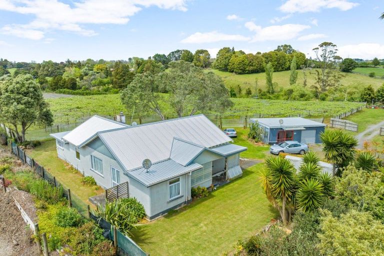 Photo of property in 988 Otaika Valley Road, Maungatapere, Whangarei, 0170