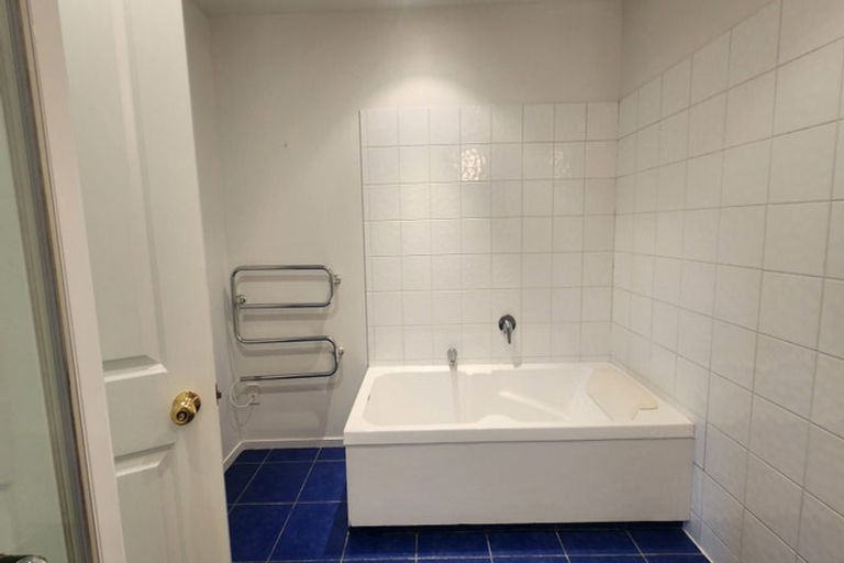 Photo of property in 20 Kimberley Way, Khandallah, Wellington, 6035