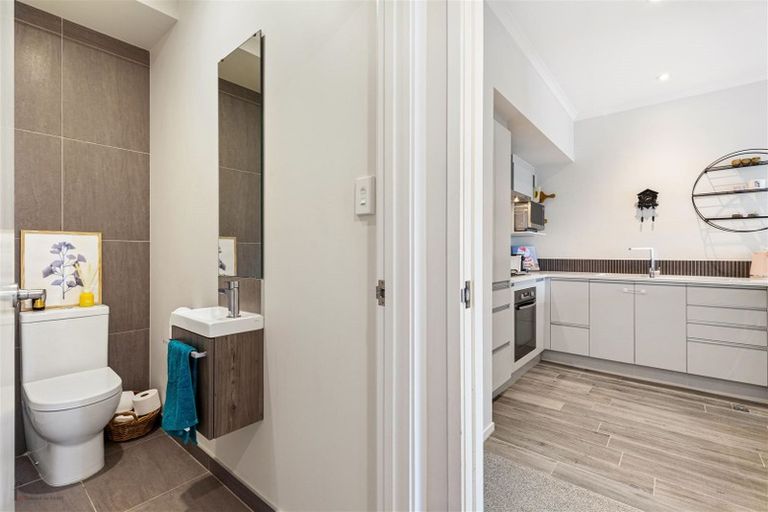 Photo of property in 20 Teal Way, Hobsonville, Auckland, 0616